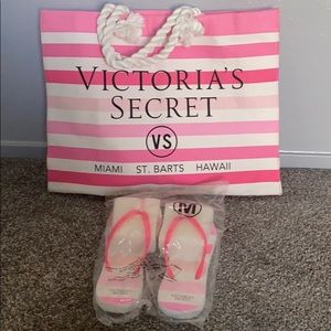 Victoria’s Secret tote and flip flops set